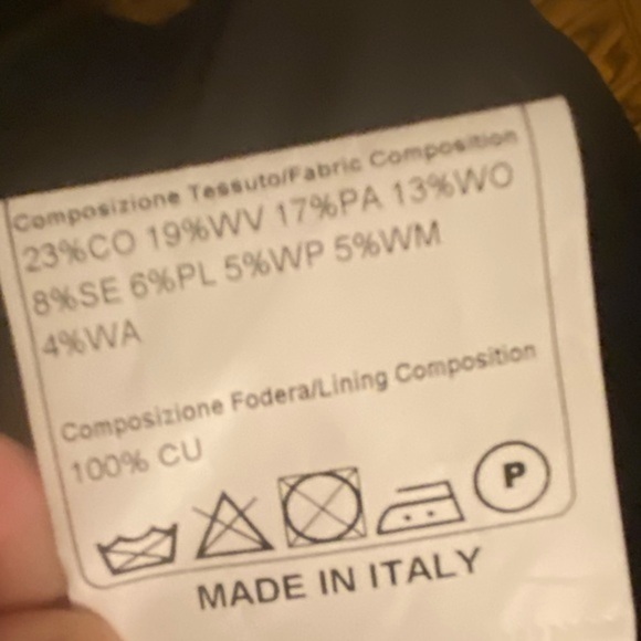 TAGLIATORE 02-05 unisex 
Coat 100% Italian Coat 
8 (US) - Black (44) - Picture 5 of 16